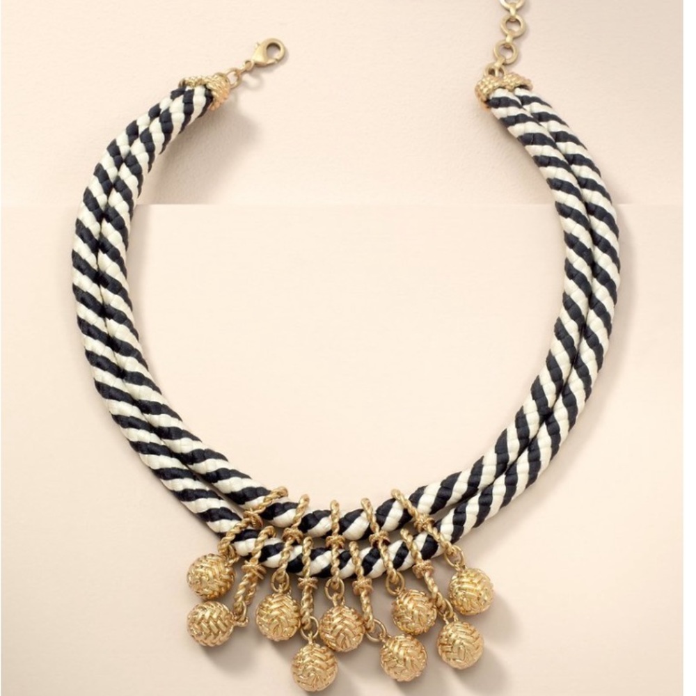 Stella&Dot Kalani statement necklace - Picture 5 of 5